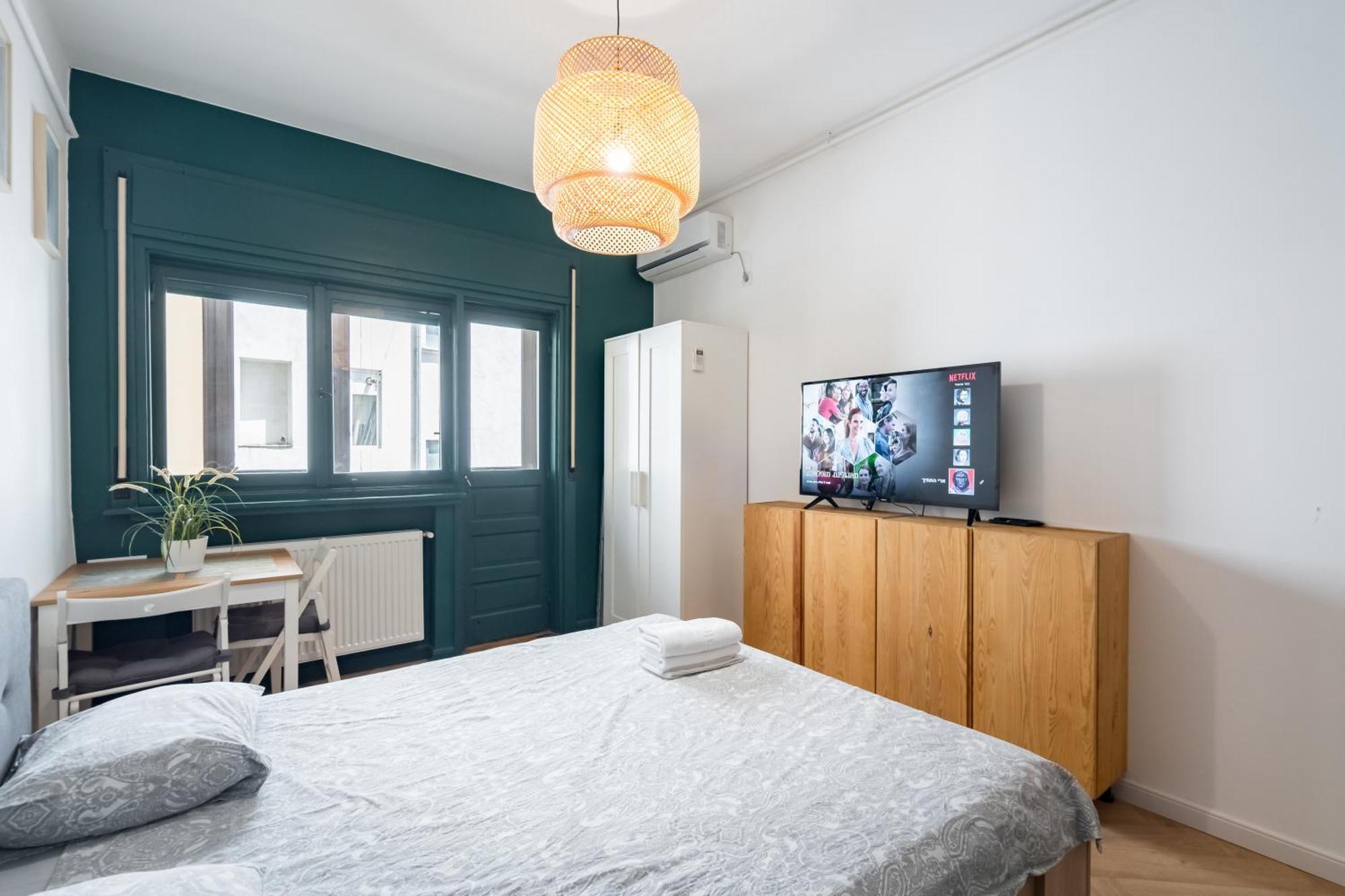 Apartment Heart Of Calea Victoriei - The Opulent Victoriei Retreat *