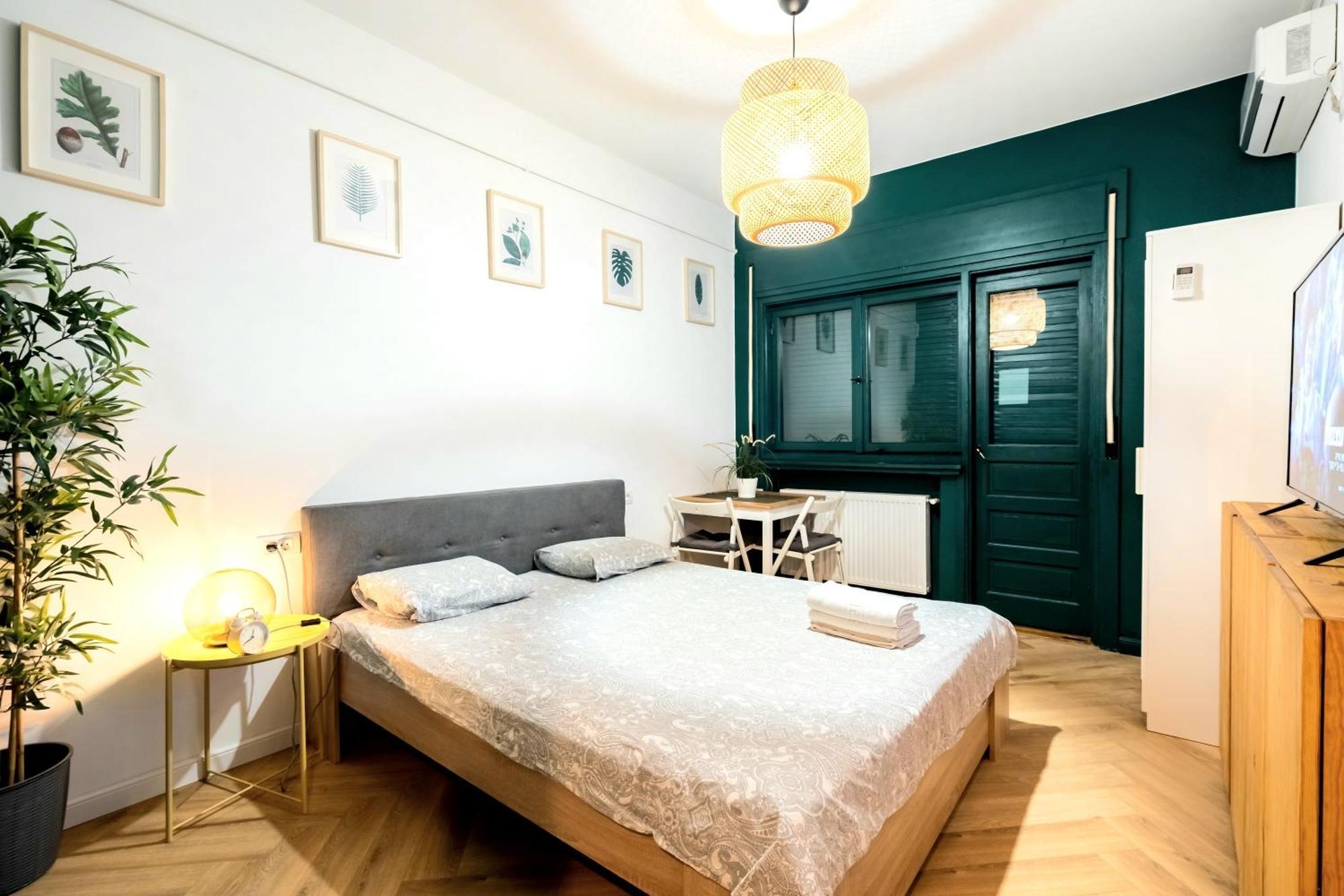 Apartment Heart Of Calea Victoriei - The Opulent Victoriei Retreat Bucharest