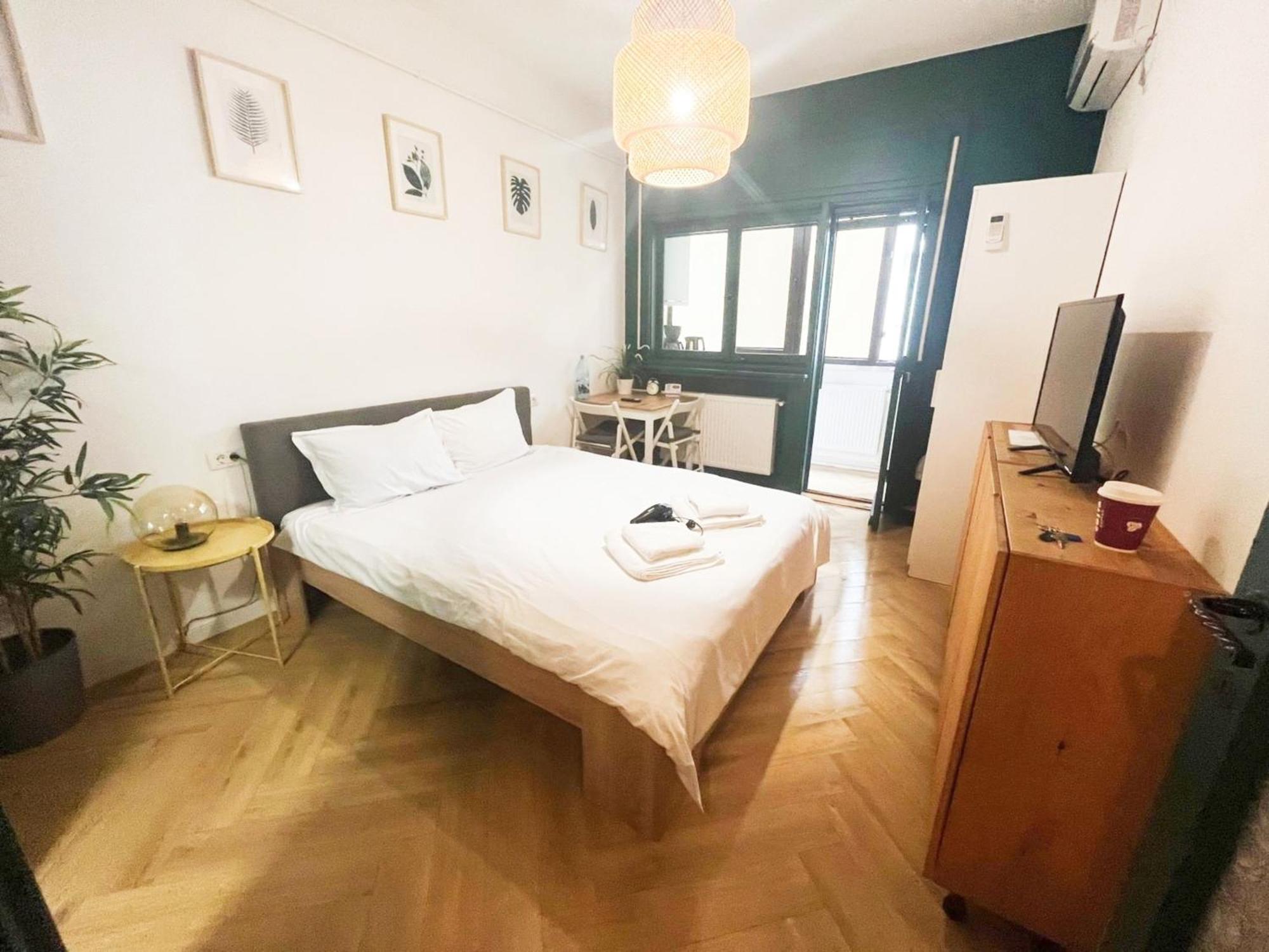 Heart Of Calea Victoriei - The Opulent Victoriei Retreat * Bucharest